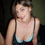Elga - Milf à Waimes Profil de Elga, 33 ans, Milf à Waimes (Liège)